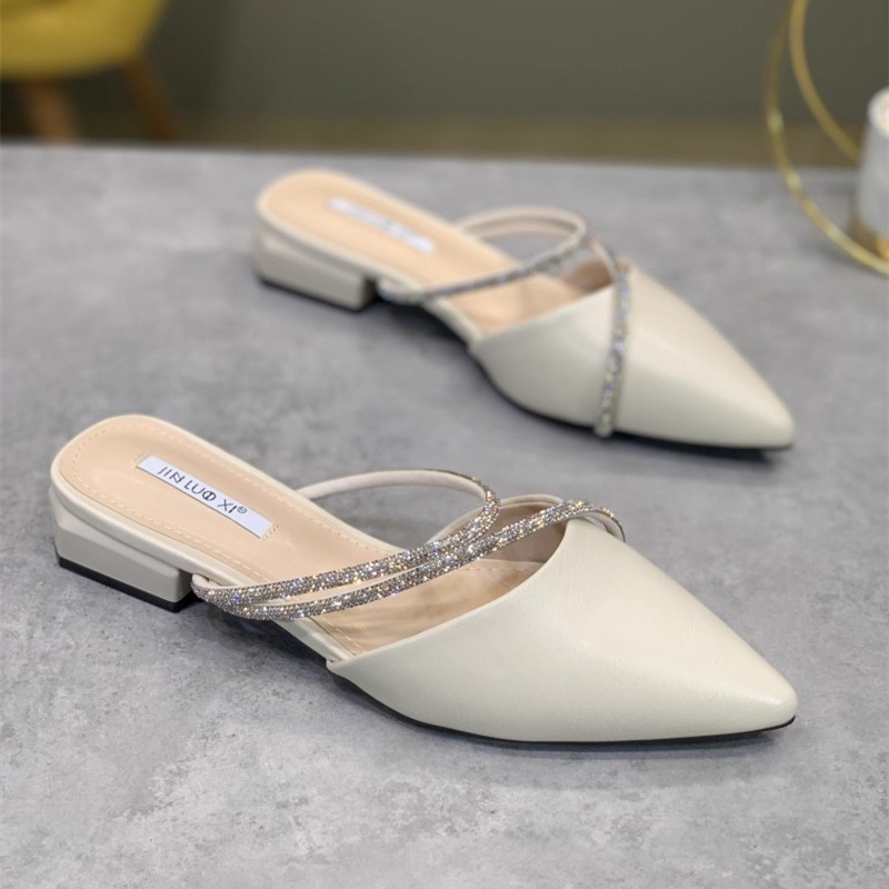 Summer fashionable women's slippers with rhinestones