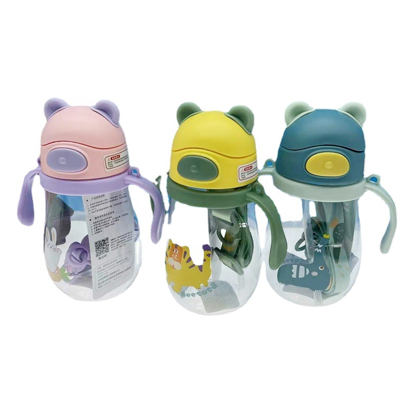 Fábrica al por mayor de los niños taza de plástico mango Correa bebé beber taza PC plástico bebé taza de paja