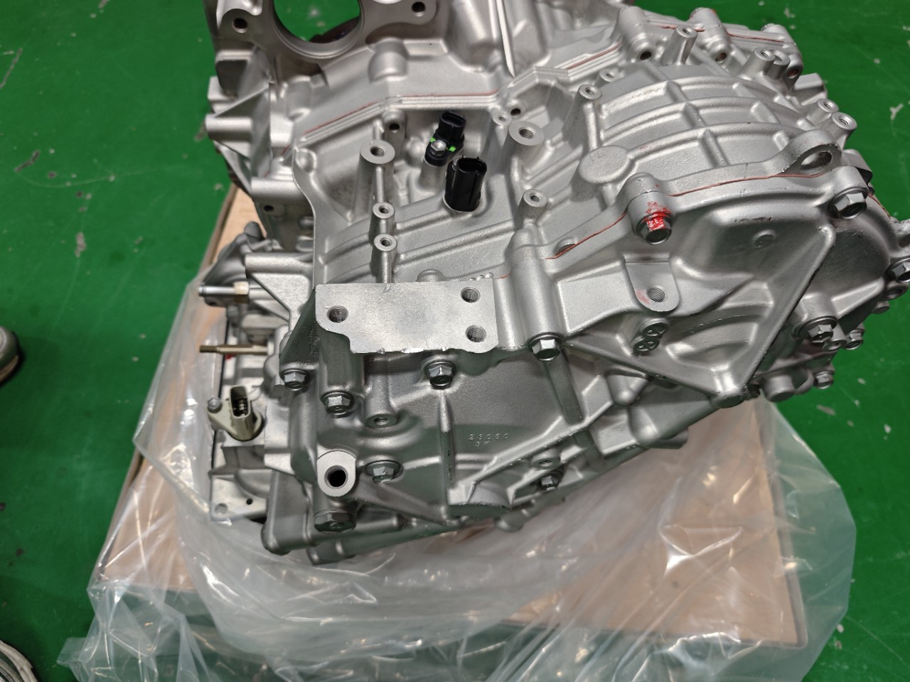 Factory Direct Sales of Brand New Anh20W Transmission Suitable for Toyota Vellfire 2.4L Fwd in Stock