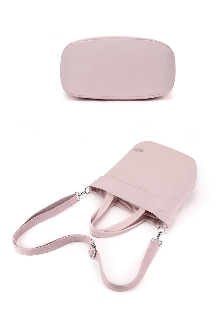 Colorful Fox's new niche nylon drawstring drawstring single-shoulder crossbody bag is a casual, versatile and lightweight bucket bag undefined