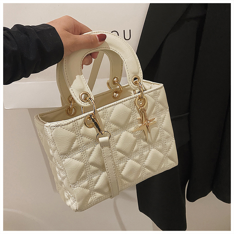 Stylish Design for Modern Women