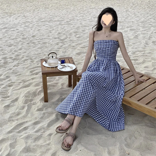 2025 Summer Gingham Tank Dress for Women, French High-End Retro Style, Elegant Waist Cinching, Slimming Vacation Long Dress