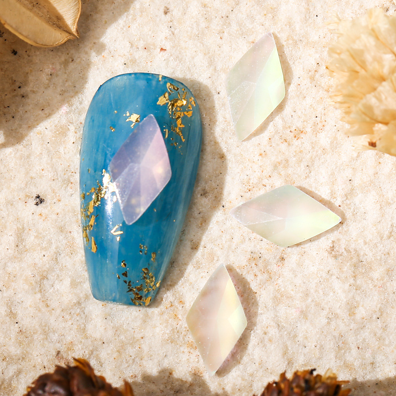 다이아몬드 화이트 6*11mm