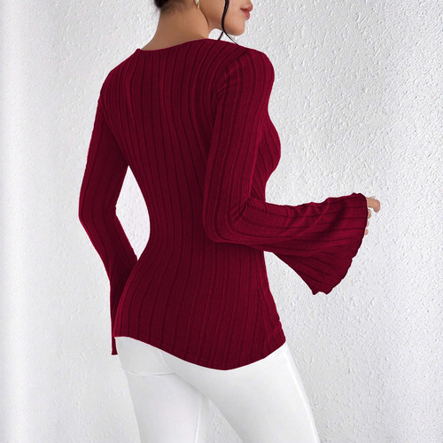 New style women's elegant and fashionable knitted thread V-neck trumpet sleeves design T-shirt women's clothing