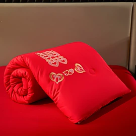 四件套;绒毯;纤维被