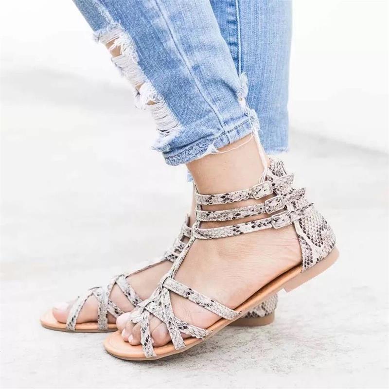 Hot-selling ethnic-style flat sandals in 2021, multi-color snake-patterned lace buckle women's sandals for export, large-sized consignment Item Picture