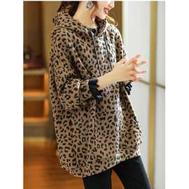 2023欧洲站大码新款连帽豹纹印花卫衣外套宽松胖妹妹女装秋冬装