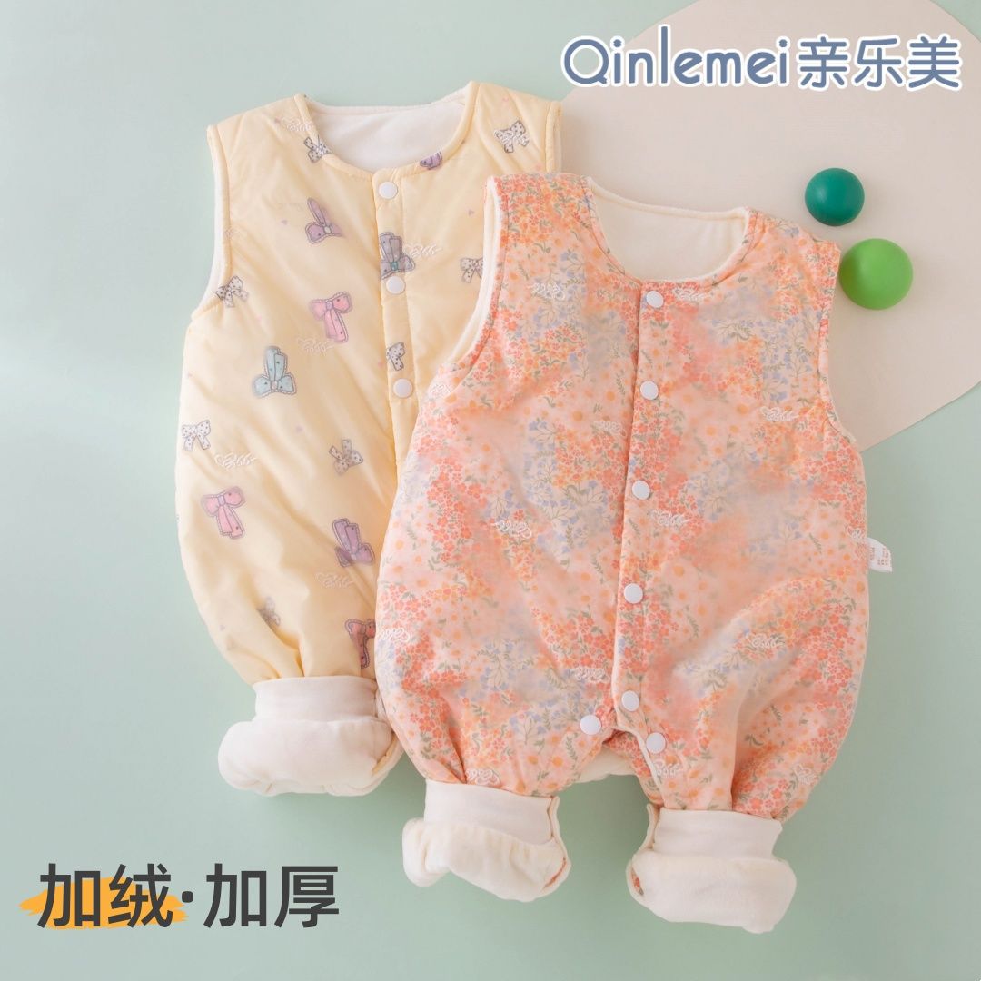 新生婴儿背带裤子秋冬季加绒加厚冬装宝宝保暖棉裤开扣大屁屁冬天