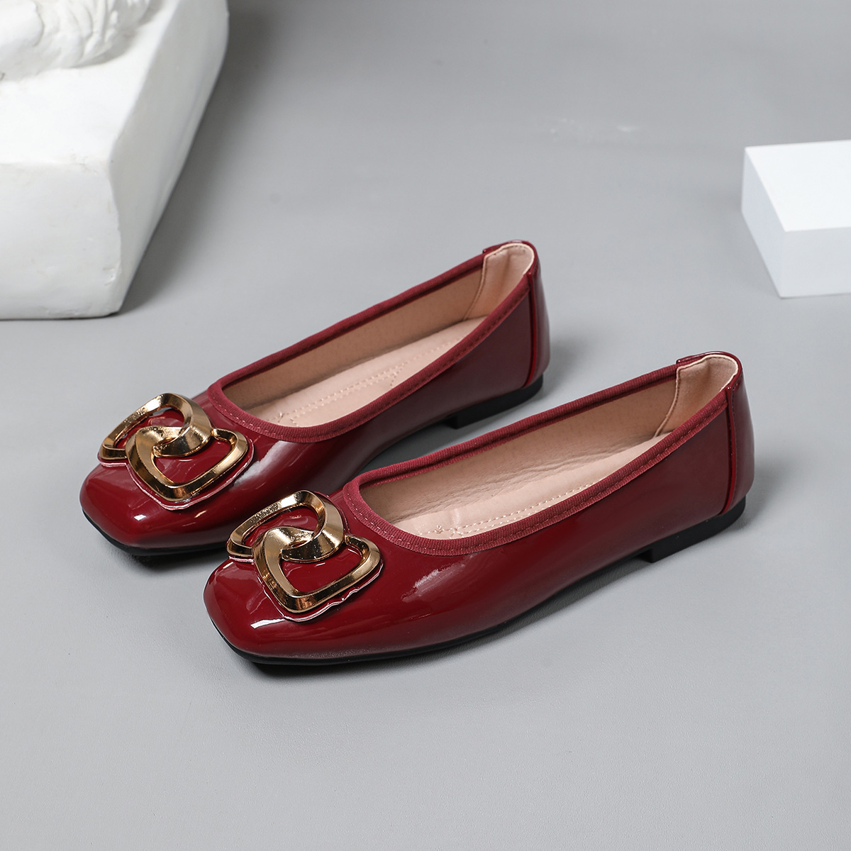 Cross-border Women's Ballet Flats 2026 New Model, Shallow Soft-soled Flat Square-toed Versatile Large-size Loafers_vogvips.com