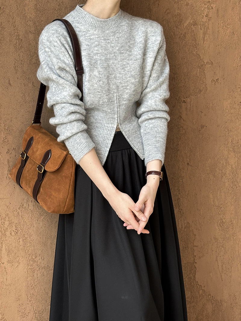 Juzhi 初秋の新作トップス韓国風ルーズハイエンドソフトワックスのような優しいルーズプルオーバーセーター 8638