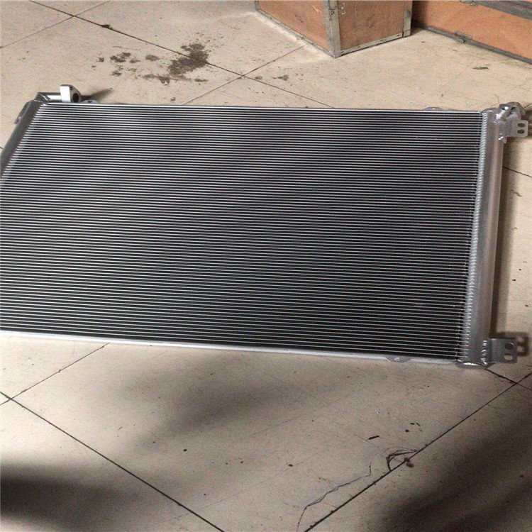 Tanque de pulverización de agua de maquinaria de la mina No.1 radiador de aceite hidráulico accesorios de cargador inyector de bomba de inyección de aceite