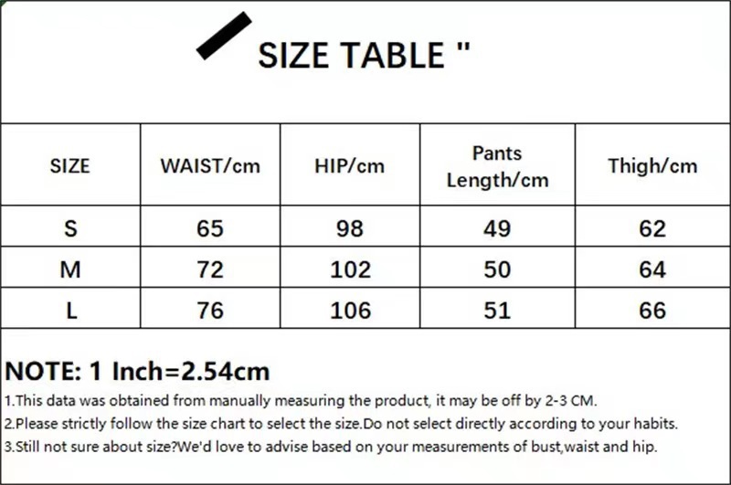 Pantaloncini di jeans da donna con patch a stella taglio ampio_voghion.com
