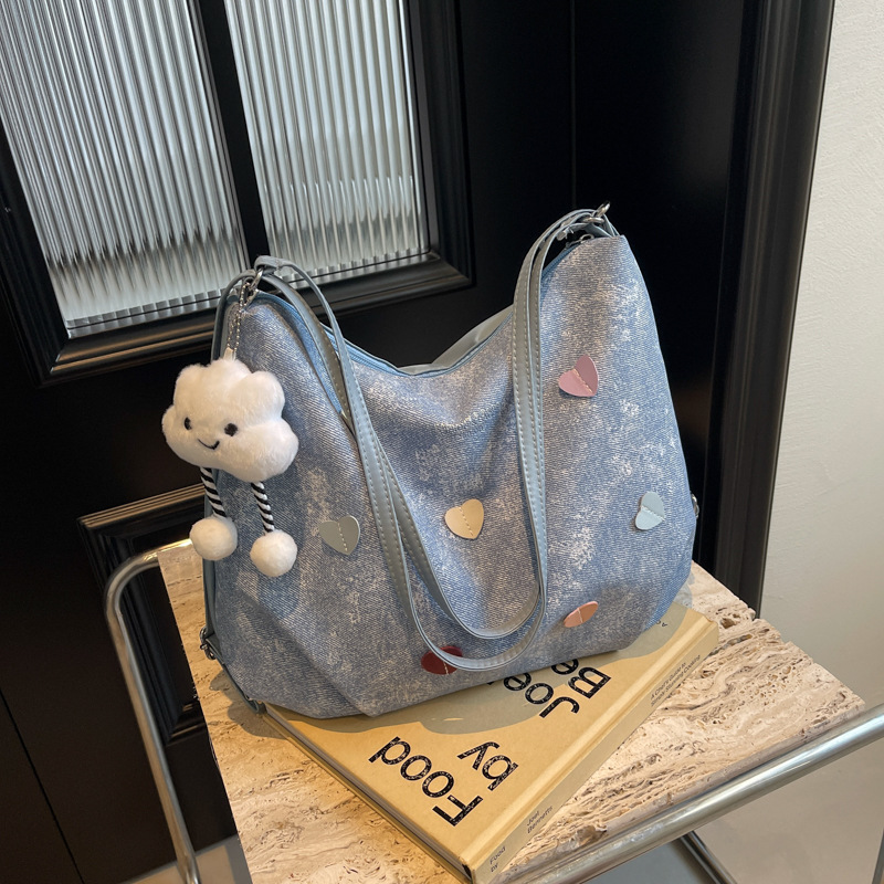 Bolso de hombro de moda suave de alto valor y estilo occidental 2024 verano nuevas señoras que viajan al extranjero i love tote bag