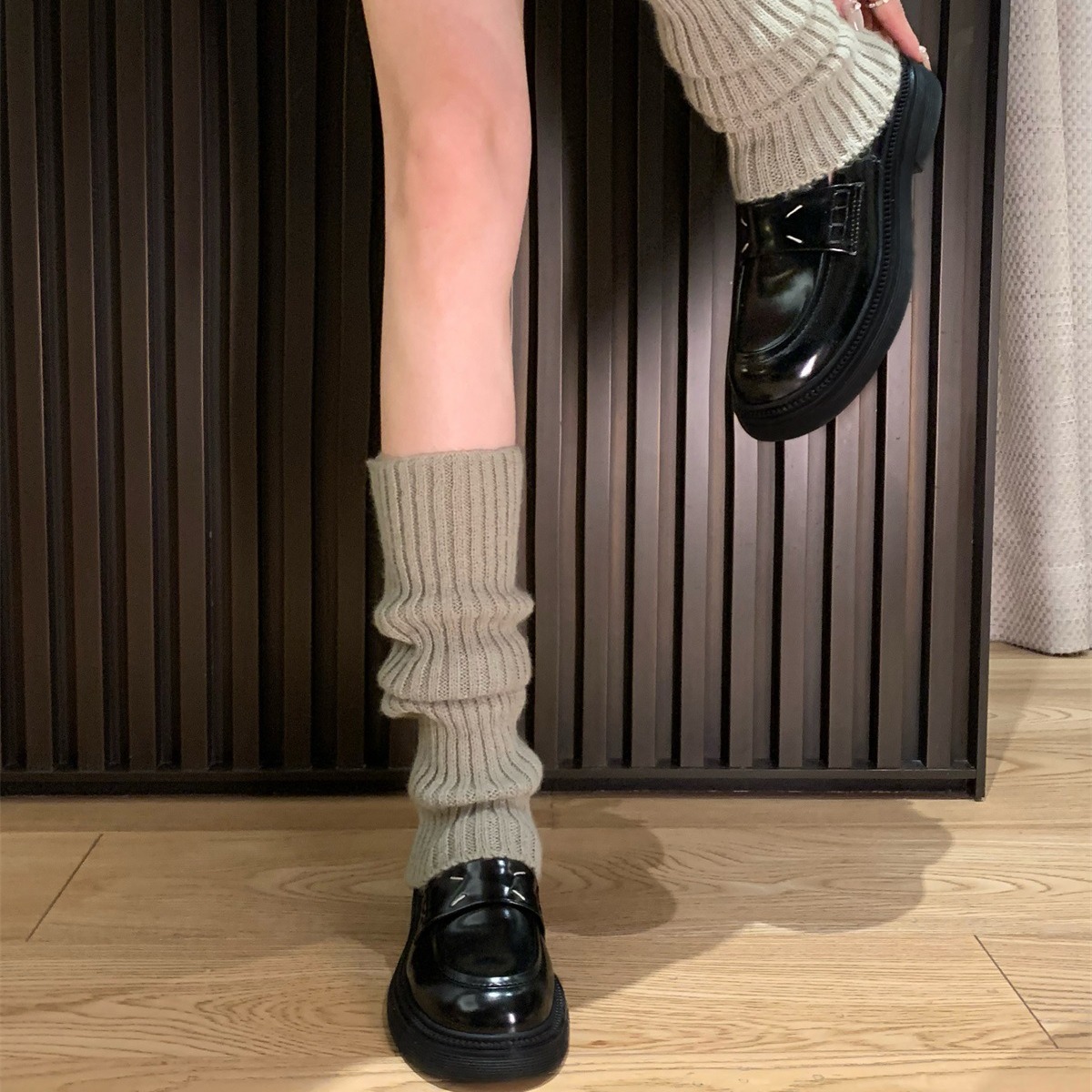 Edición de piel de oveja ~ estilo de cuero británico con cabeza redonda y suela gruesa aumentó los zapatos de leaflet de mujer zapatos de cuero muffin zapatos simples