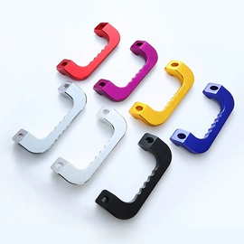 车身及附件;汽车传感器;车牌架