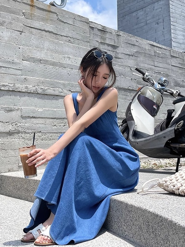蓝雾之恋法式牛仔连衣裙女夏小众设计感收腰气质吊带长裙蓝色中东|undefined