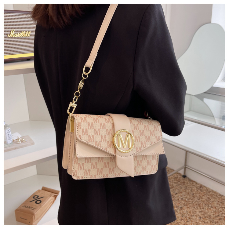 Unterarmtasche für Frauen 2023 neuer Stil französische Nische High-End-Modekette Umhängetasche beliebte kleine quadratische Tasche_voghion.com