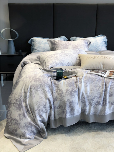 High-end 60-count Lenzing Lyocell Tencel four-piece set with big-name style digital printing quilt cover silk skate silk bedding T