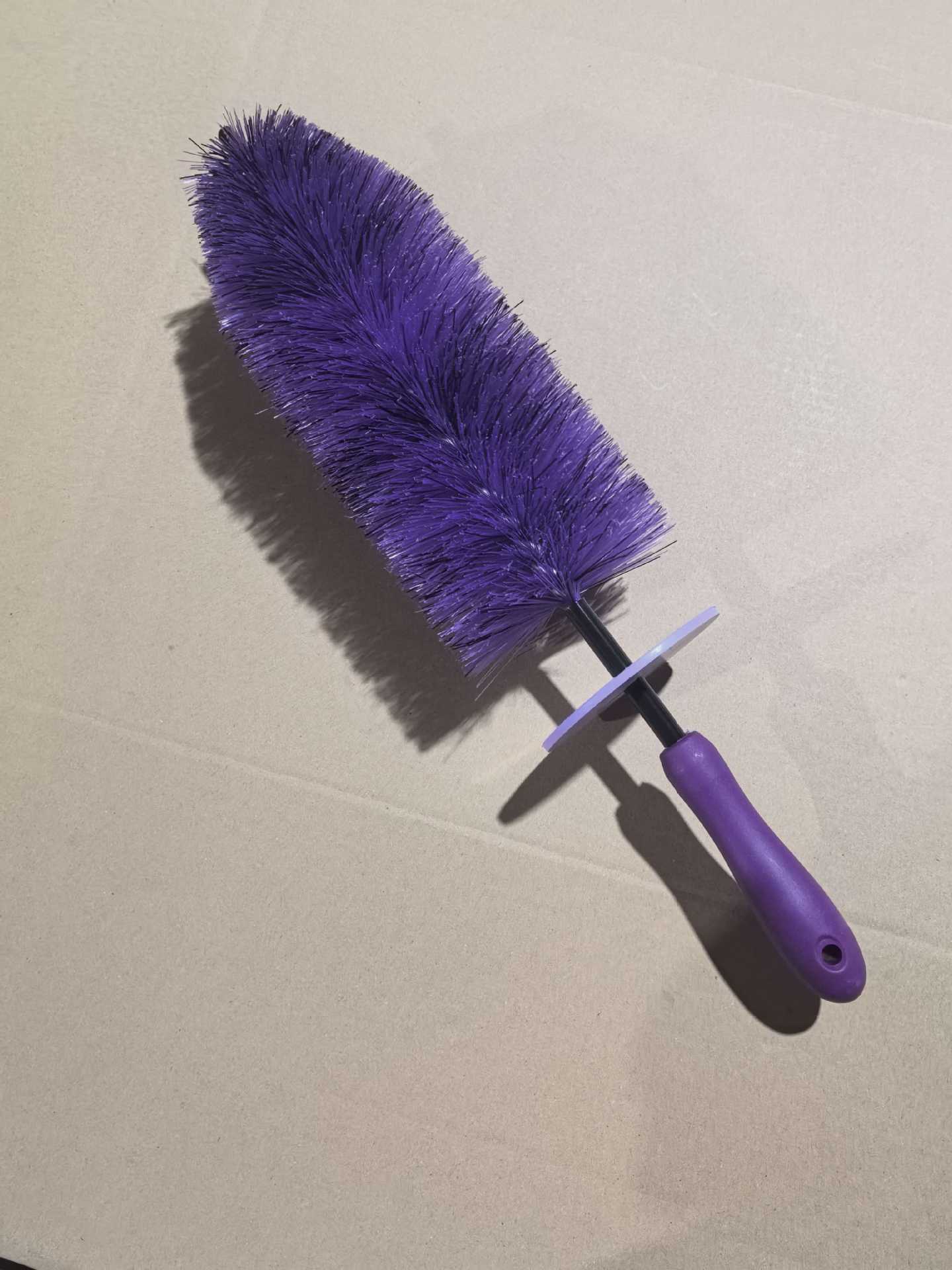 Cross-border car Christmas tree wash brush, maintenance steel rim brush, tire brush, specialized cleaning tool, anti-splash wheel hub brush