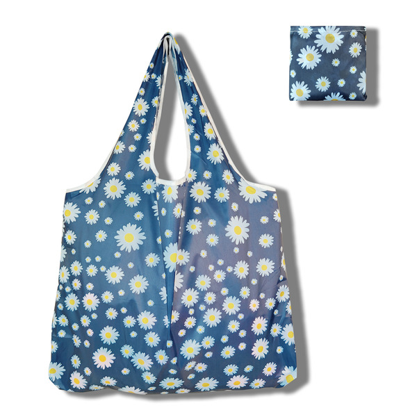 Capacious folding shopping bag