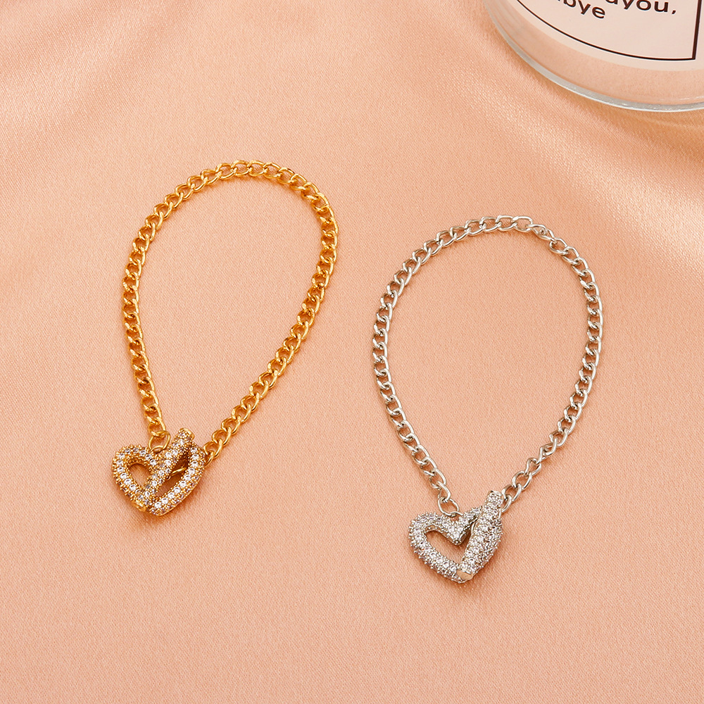 Net celebrity minimalist love bracelet retro copper inlaid zircon heart-shaped OT buckle bracelet