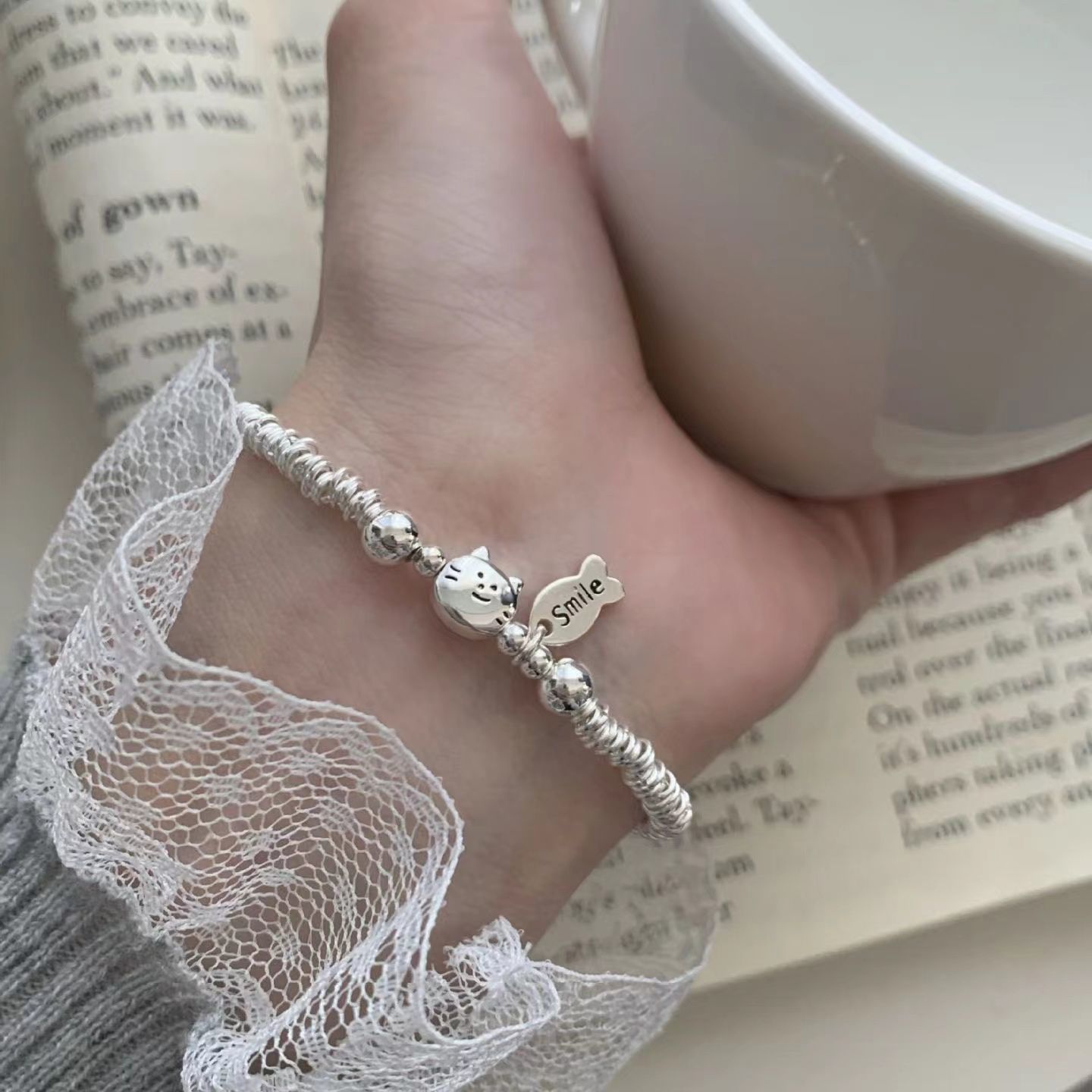 Kitten and Fish Bracelet for Women Summer Accessible Luxury Exquisite and Cute New Bestie Bracelet Ins Sweet Student Couple Gift
