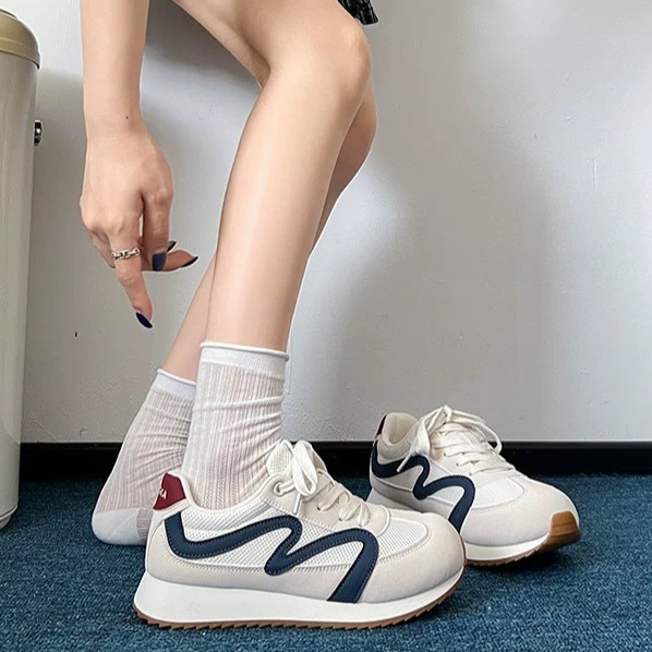 Azul Gump zapatos de entrenamiento de mujer 2025 nuevo tipo de soleas gruesas casuales de malla transpirables zapatos deportivos ligeros de verano y otoño