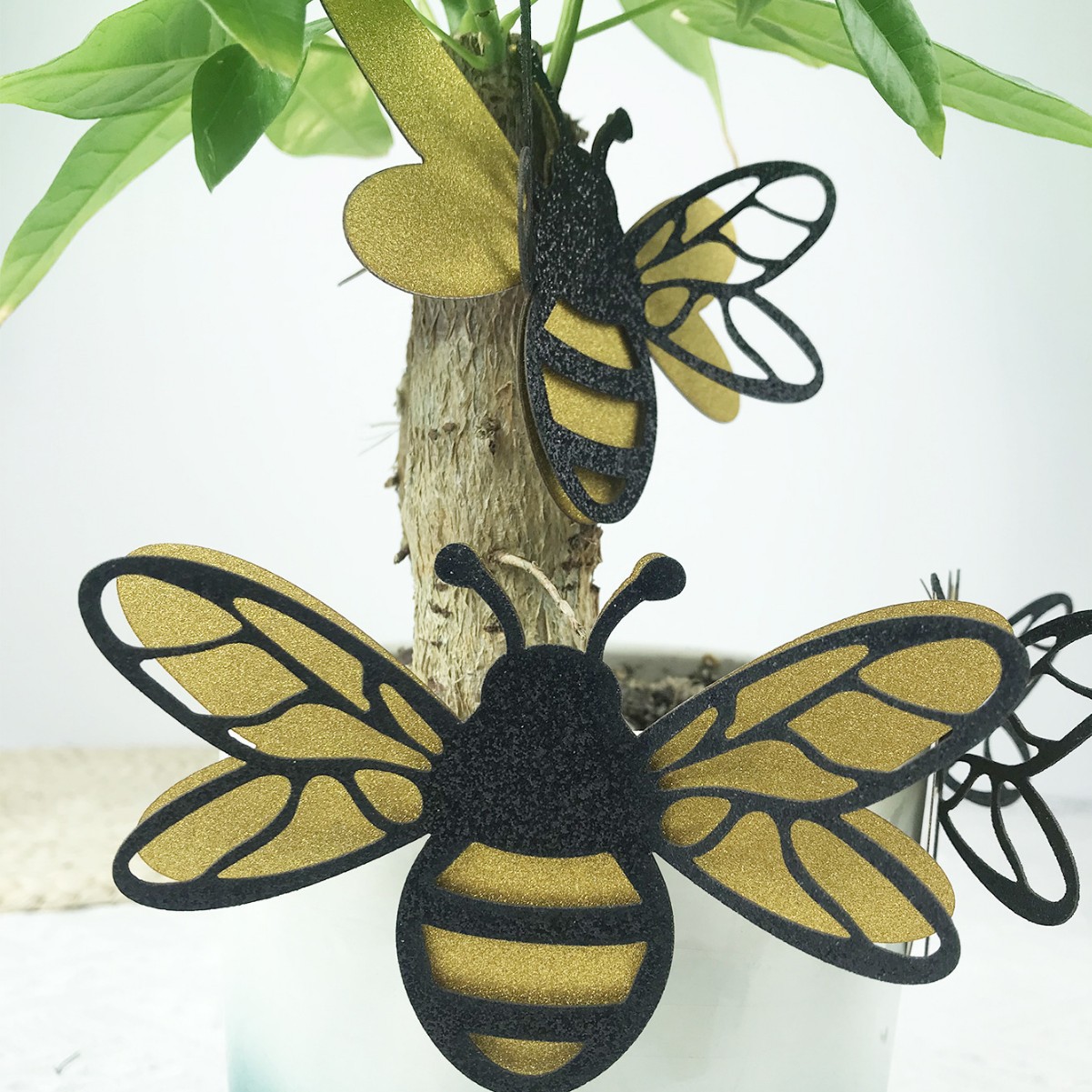 3D Three-Dimensional Double-Layer Bee Decorative DIY Home Living Room Study Background Multi-Scene Applicable PVC Wall_voghion.com