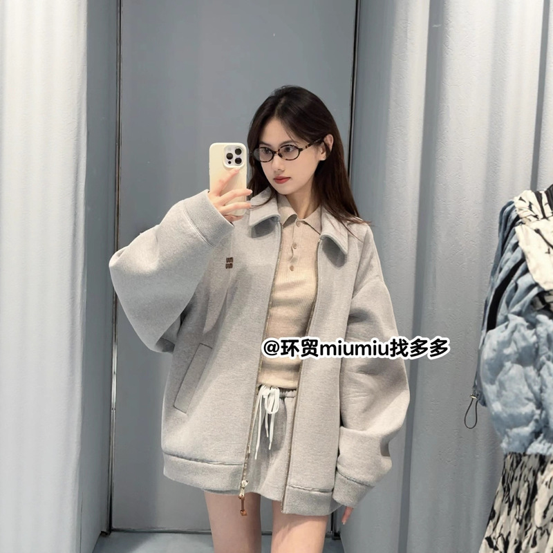 mi u 跑量款卫衣外套皮标字母翻领拉链夹克女25秋冬新品简约外套|undefined