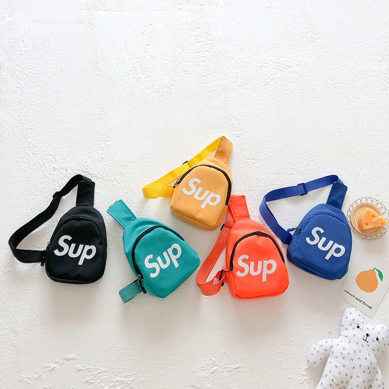 Bolsa deportiva casual coreana para niños y niñas, letras extranjeras, mini mochila para bebés, nuevos accesorios para niños, bolsas de moda