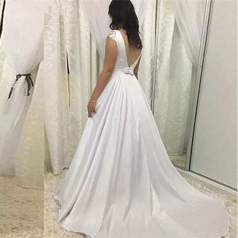 Comercio exterior de Europa y América Amazon AliExpress deseo nuevo vestido boda satén simple sexy backless personalizable