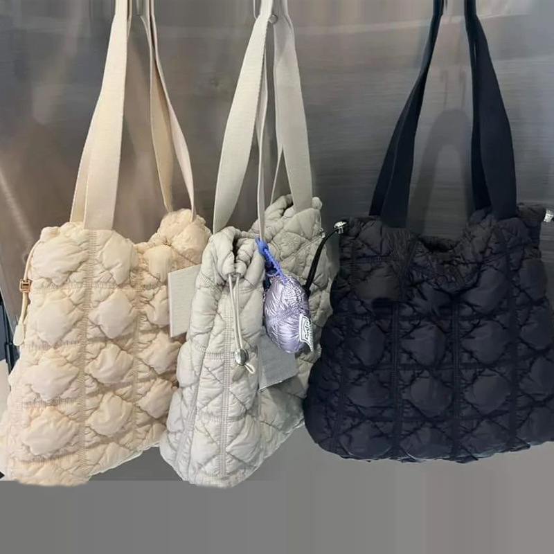 New Korean Fashion Cloud Linggetote Underarm Down Shopping Large Capacity Commuter One Shoulder Women's Bag_voghion.com
