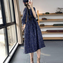 2022原创文艺复古风碎花印花宽松休闲百搭高腰抽绳棉麻连衣裙