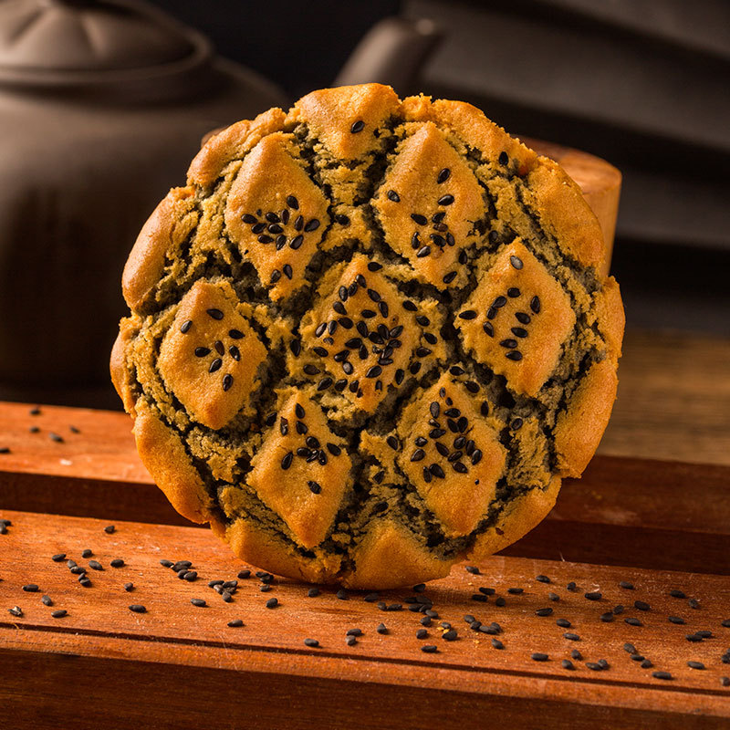 Xylitol-iron ginseng black sesame filled peach cookies, senior snacks, no added sugar food