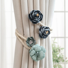 �¿�����������֦���ۭh�������s�ռ{�������A�b����С�Ʒ