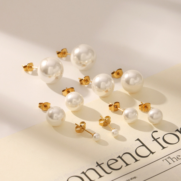 fashionable earrings from pearl stainless steel