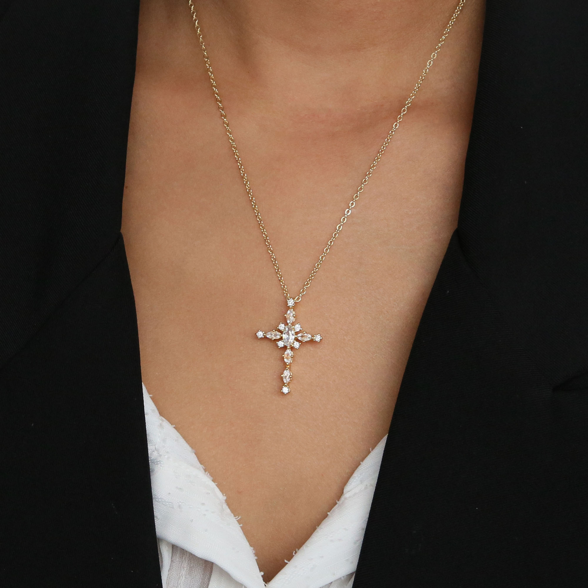 Copper Simple Style Plating Cross Pendant Necklace display picture 7
