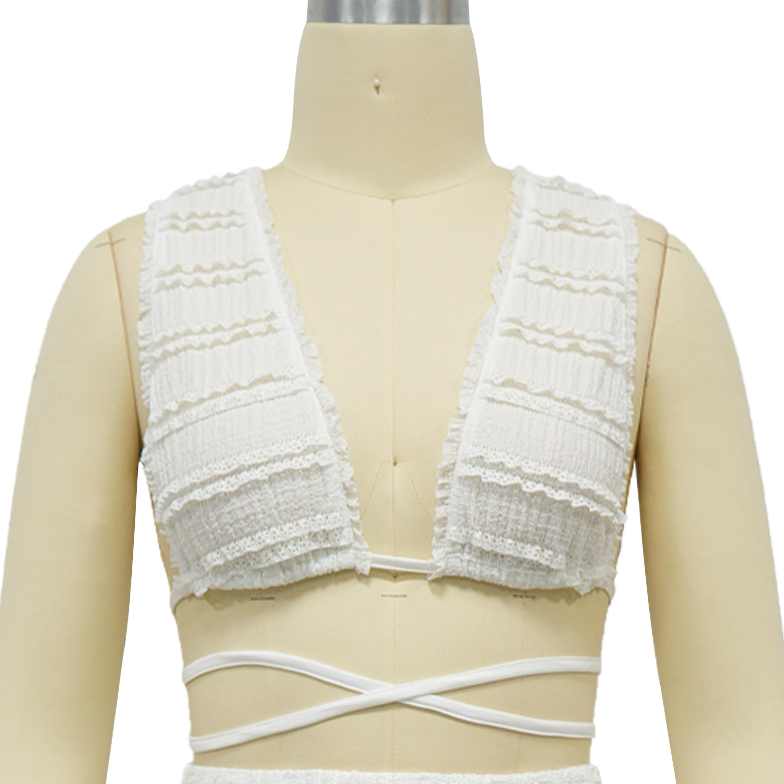 Completo da donna in denim con pizzo, senza maniche e schiena scoperta_voghion.com