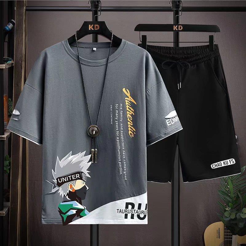 12-piece set of short-sleeved T-shirts, sporty, stylish for boys aged 13-14, trendy for high school and junior high school students, and loose-fitting and stylish for older children aged 15-16.