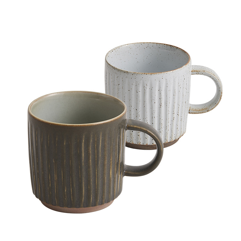 Taza de café de cerámica japonesa a mano, taza de marca retro, simple, hogar, alta calidad, taza de menú de la tarde, taza de pareja exquisita
