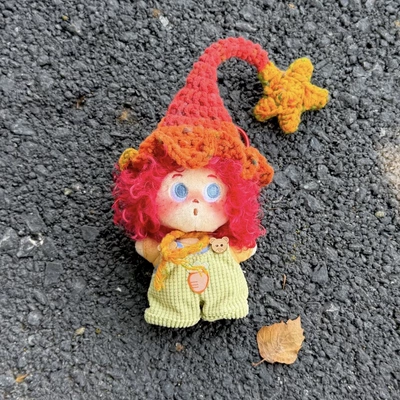 Pluş açarlıqlar – Authentic Setu Dudu Cute - green-pants-witch-red-explosion-pendant-hat-color-random