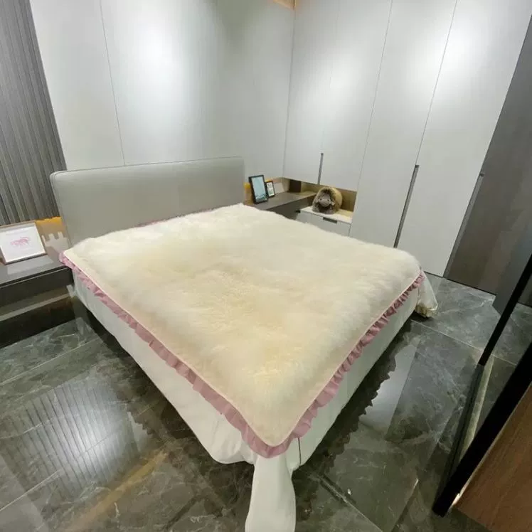 Встроенное одеяло для односпальной кровати из чистой шерсти и меха Шерстяное одеяло Подушка для дивана Подушка для эркерного окна Двойной шерстяной матрас