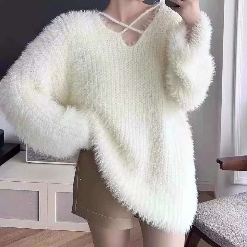交叉针织衫秋冬新款时尚仿貂绒V领穿搭软糯温柔宽松毛衣女慵懒风