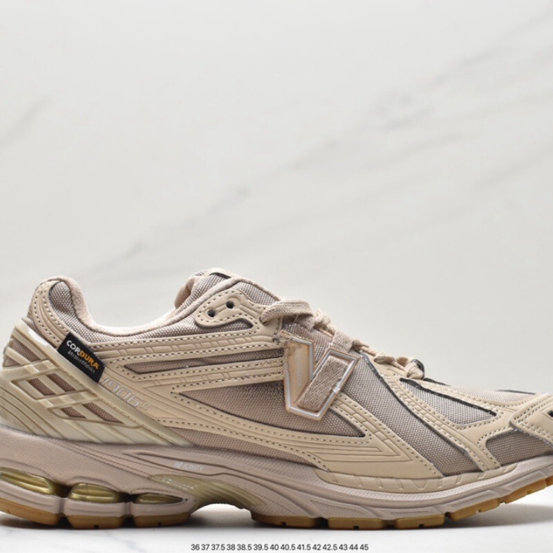 New Balance M1906古典的なレトロな単品の宝はスポーツのレジャーのお父さんの靴の金を組み合わせます。|undefined