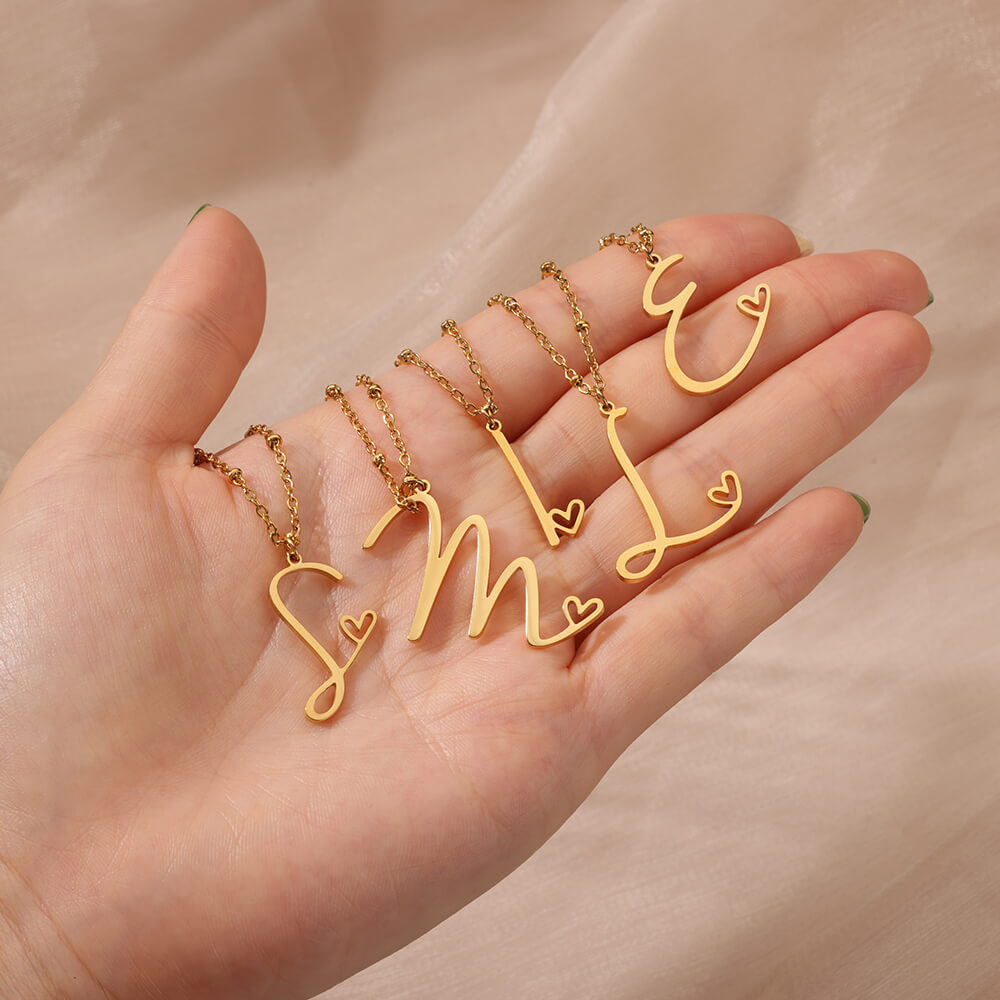 8g Weight 0.03µm-0.05µm Gold Plating Thickness PVD Coated Gold Plating Process Real Gold Plated Plating Material 304 Stainless Steel Pendant Material Pendant Necklace Classification 304 Stainless Steel Chain Material cable chain Chain Type 1 Piece Quantity Holiday, Daily Occasion 304 Stainless Steel Material Letter, Heart Shape Pattern Unisex Gender IG Style, Sweet Style Waterproof Non Tarnish, Plating, Hollow Out Craft PVD Coated Real Gold Plated Letter Heart Shape 304 Stainless Steel IG Style Sweet Waterproof Non Tarnish 304 Stainless Steel Pendant Necklace 无