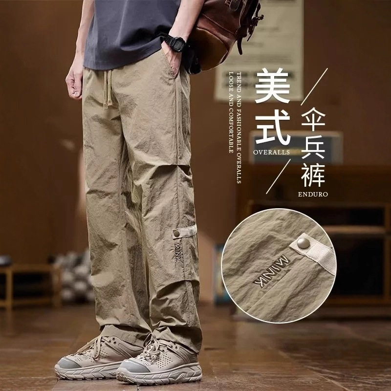 American-Style Men's Cargo Pants, Loose Straight-Leg with Large Pockets, Durable Work Pants, Plus-Size Casual Pants, Outdoor Sports Multi-Pocket Pants American-Style Men's Cargo Pants, Loose Straight-Leg with Large Pockets, Durable Work Pants, Plus-Size Casual Pants, Outdoor Sports Multi-Pocket Pants