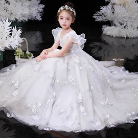 童礼服;皇冠;童汉服