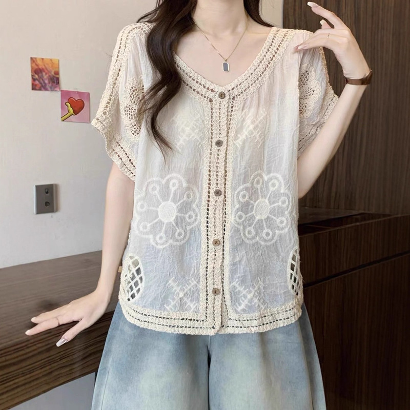Ethnic Style New Belly-Covering Embroidered Cut Out V Neck Lace Shirt Short-Sleeved Outer Air-Conditioned Shirt Short-Sleeved Top Ins