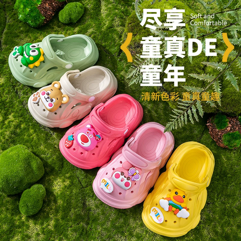 Детские сандалии с закрытым носком, летняя новая уличная пляжная обувь с мягкой подошвой, нескользящая обувь для ванны и мальчиков с отверстиями