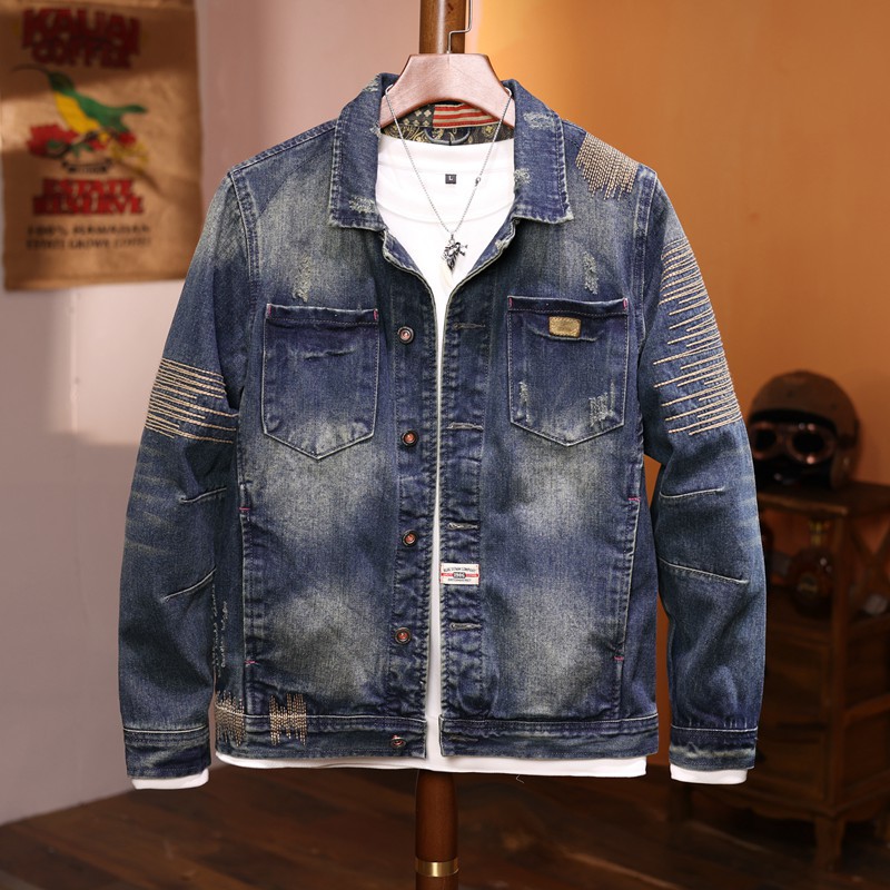 Herr jeansjacka i vintage stil broderad för vardagsmode_voghion.com